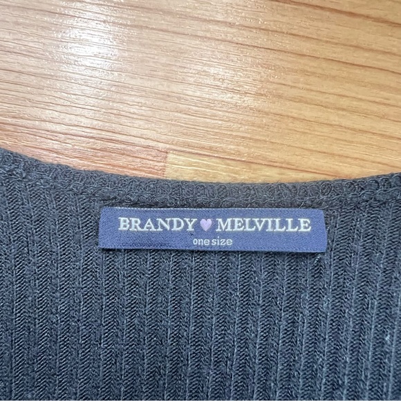 GUC BRANDY MELVILLE BODYSUIT - Picture 4 of 5